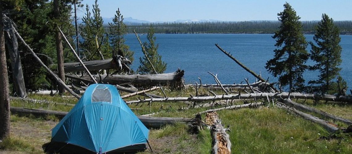 ציוד לקמפינג